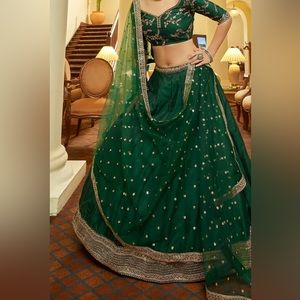 Unstitched outfit, never worn